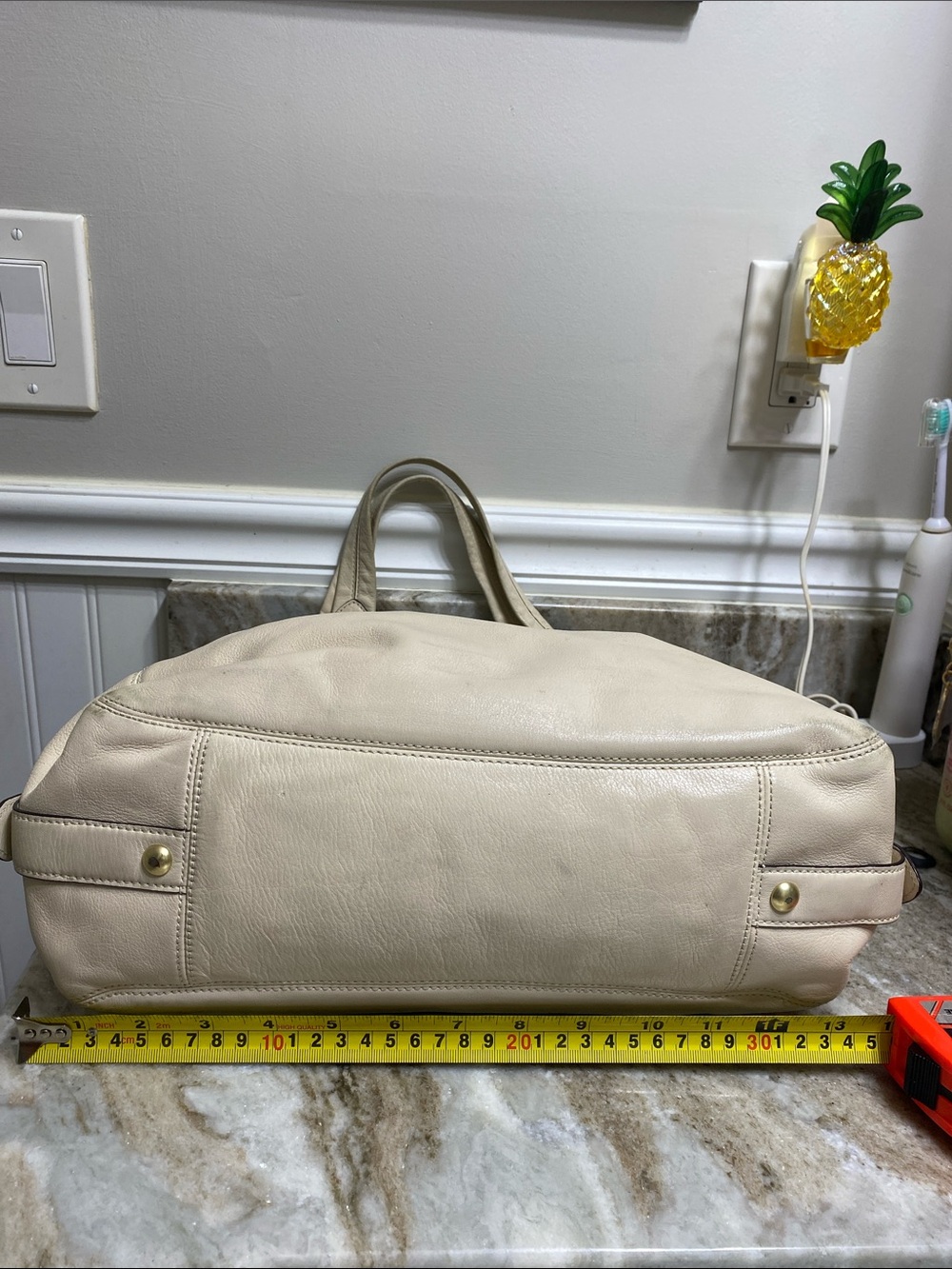 Coach Ivory Shoulder Bag - Picture 13 of 15
